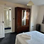 Feriehus House - Sleeps 12 - Parking - Wifi *