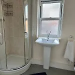 Feriehus House - Sleeps 12 - Parking - Wifi Barrow-in-Furness