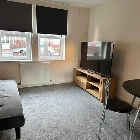 House - Sleeps 12 - Parking - Wifi Feriehus *