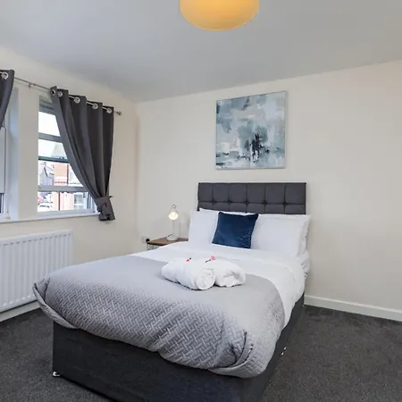 Σπίτι διακοπών House - Sleeps 10 - Parking - Wifi Barrow-in-Furness